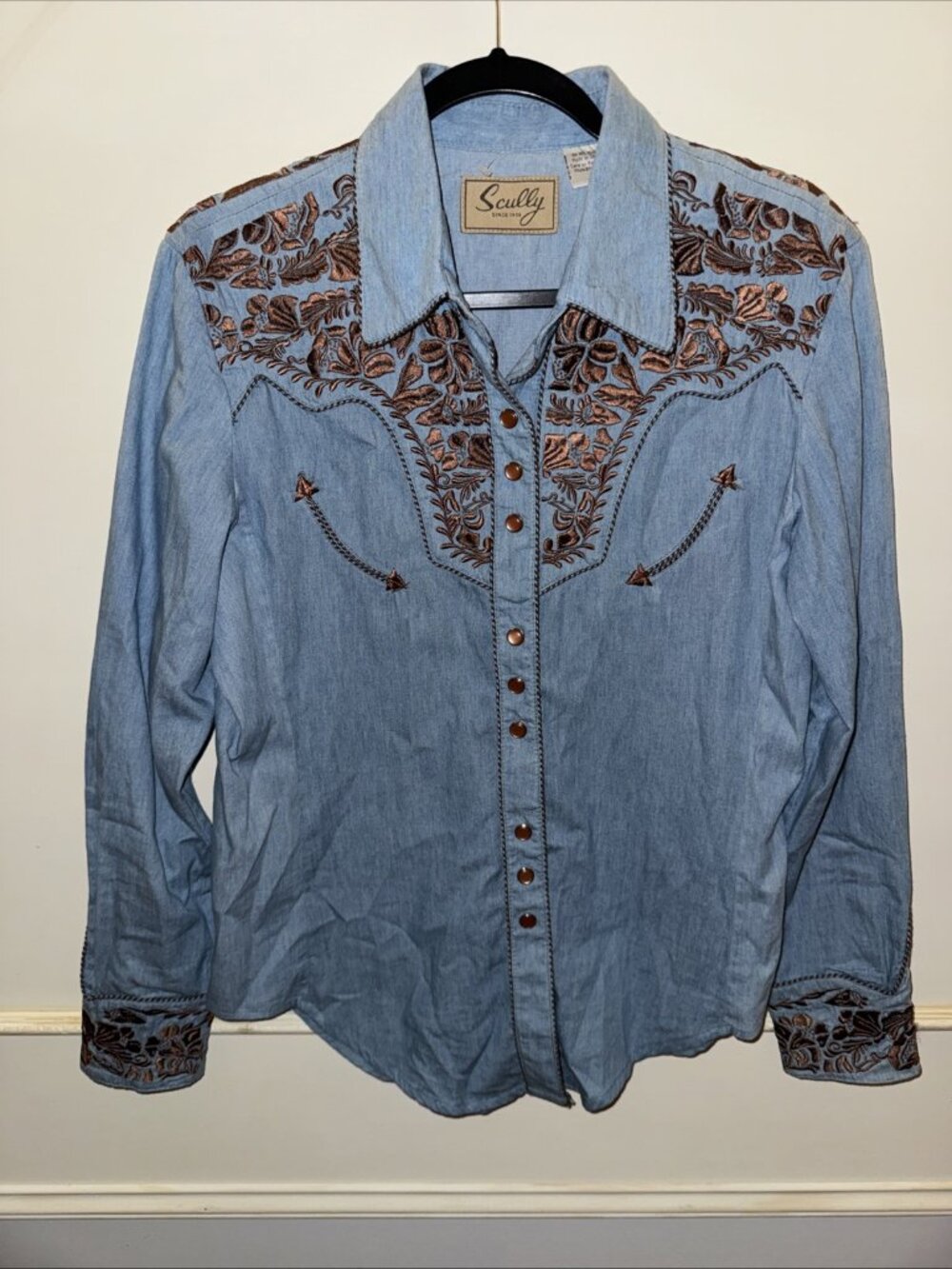 Scully Embroidered Western Floral Shirt Sz M Denim Pearl Snap Rodeo Women NWOT